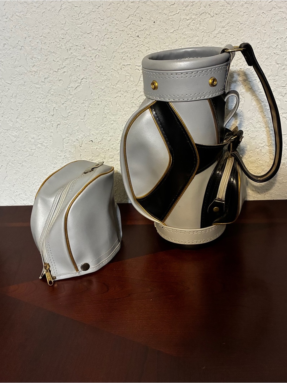 MacGregor Minature Golf Bag with Gold Hardware And Topper